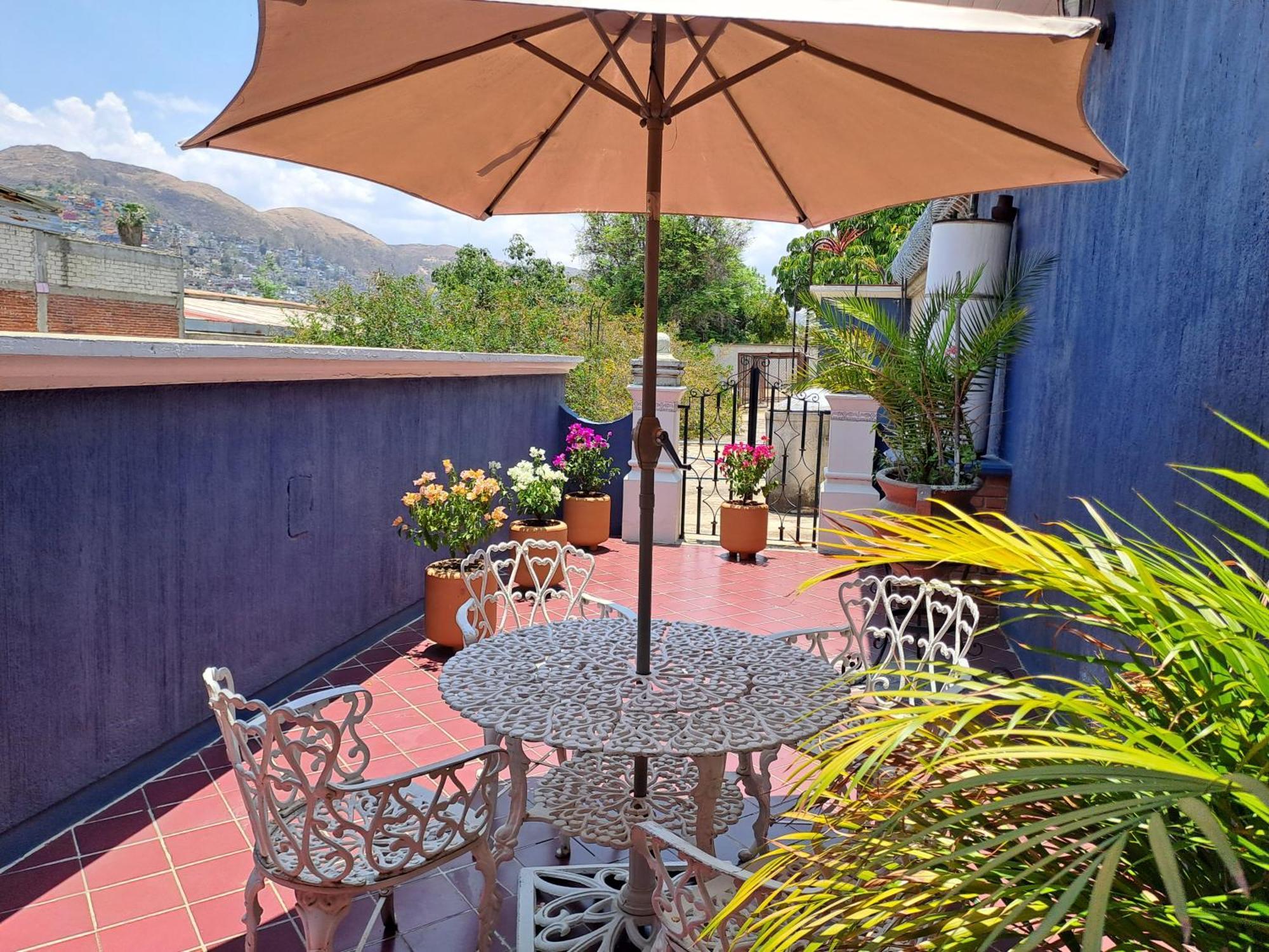 Casa Refugio Budget House 8 Rooms & 9 Bathrooms Oaxaca Номер фото